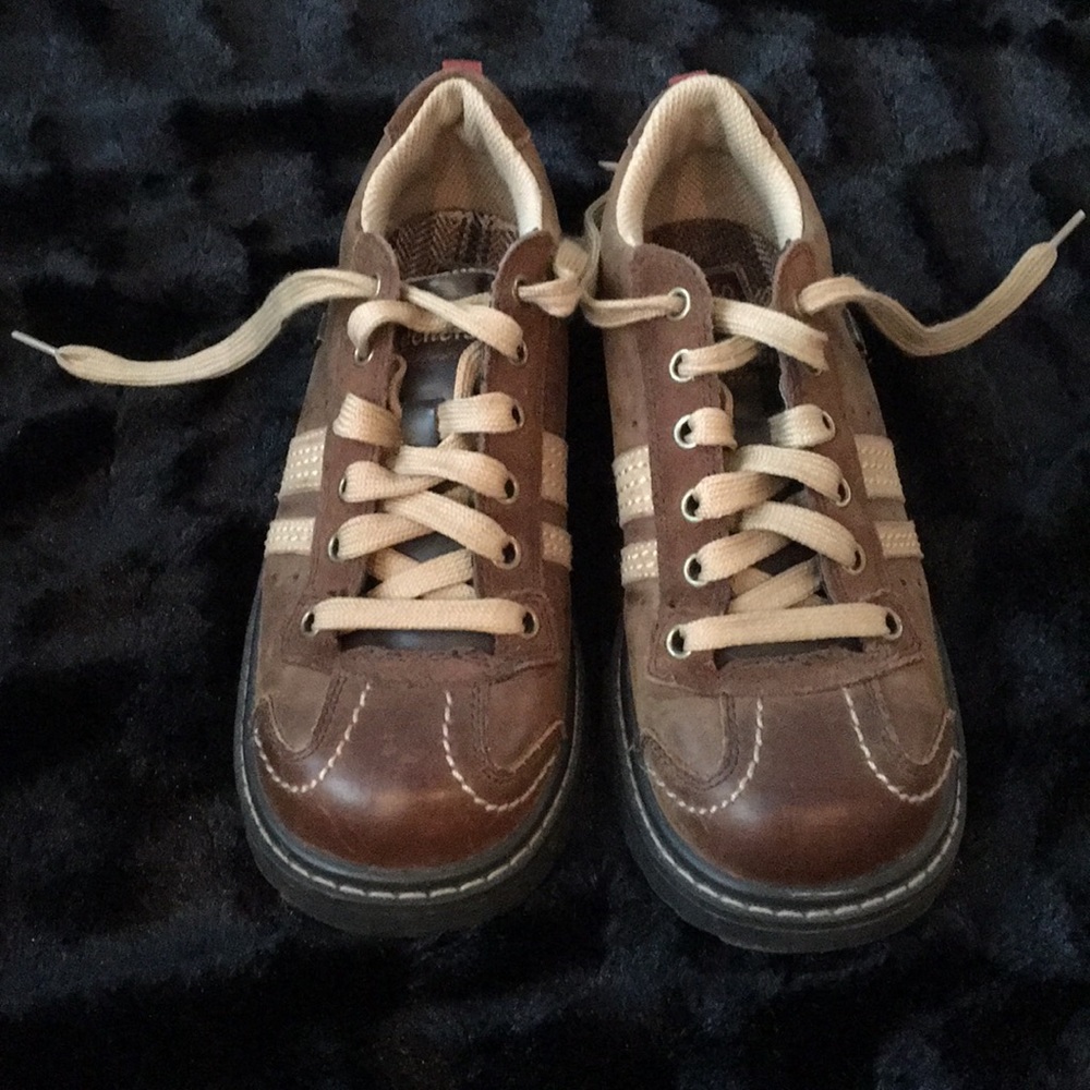 Sketchers